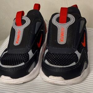 Kids Black and Red Nike Air Max Slip-On Sneakers